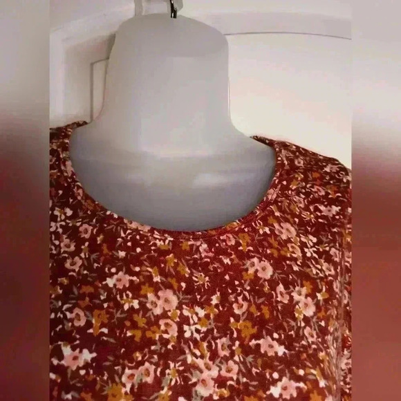 2/$30 Lady's willow root Cottagecore Feminine Summer blouse- (#612) - Picture 5 of 6